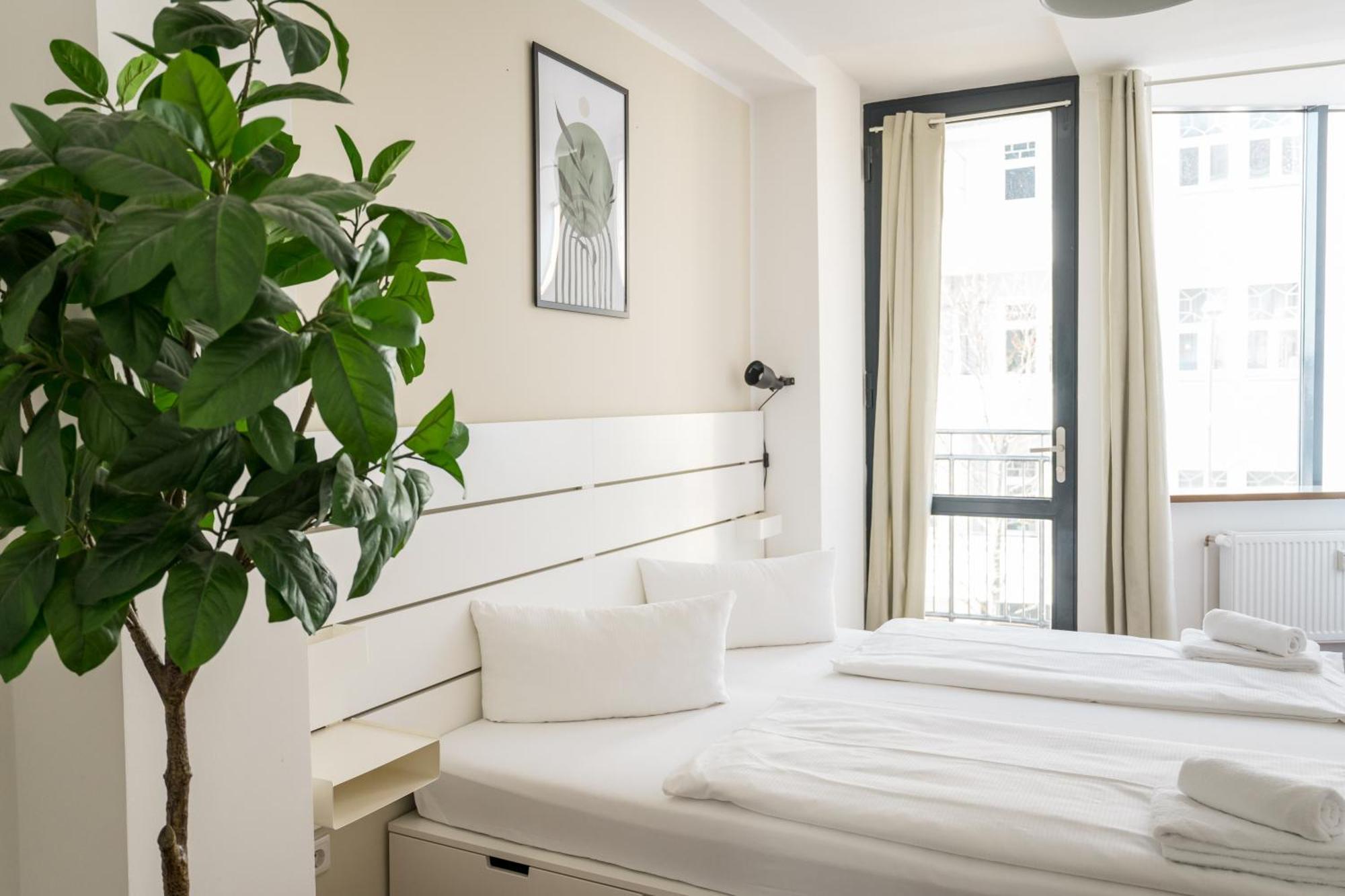 Fantastic 2 Bedroom Apartment Берлин Экстерьер фото