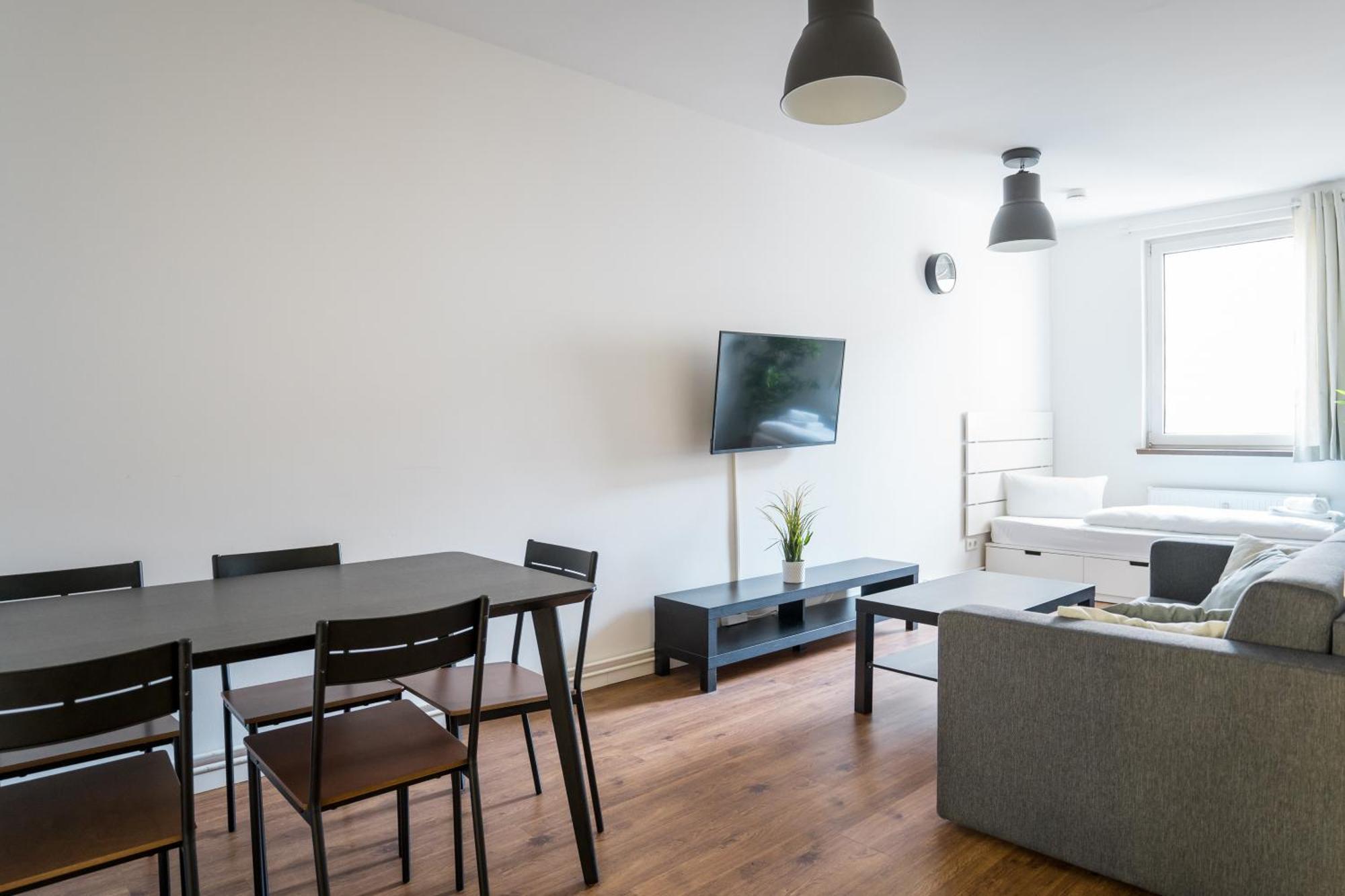 Fantastic 2 Bedroom Apartment Берлин Экстерьер фото