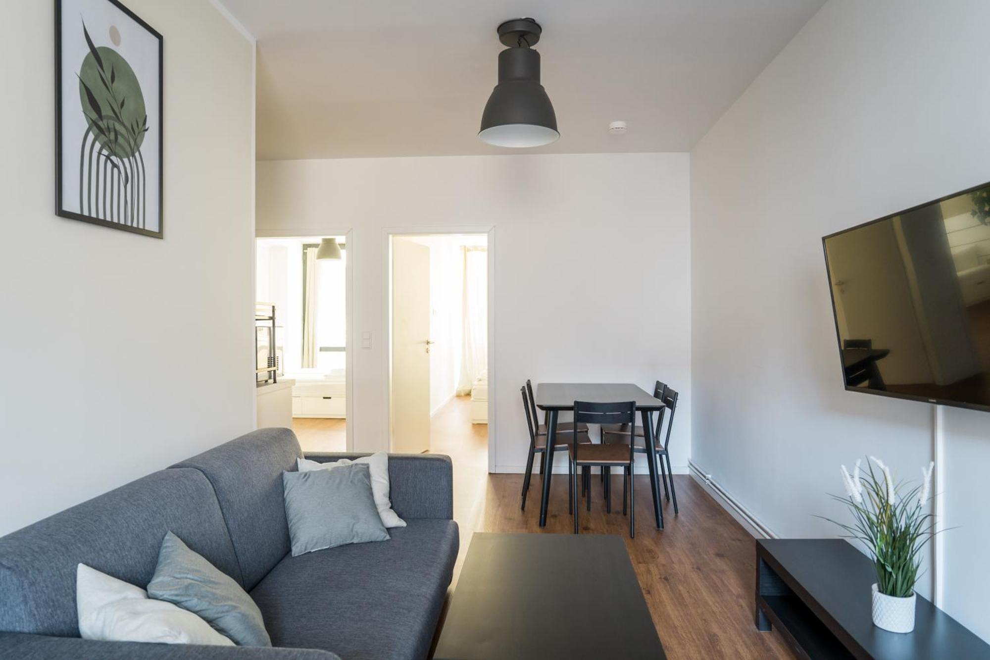 Fantastic 2 Bedroom Apartment Берлин Экстерьер фото