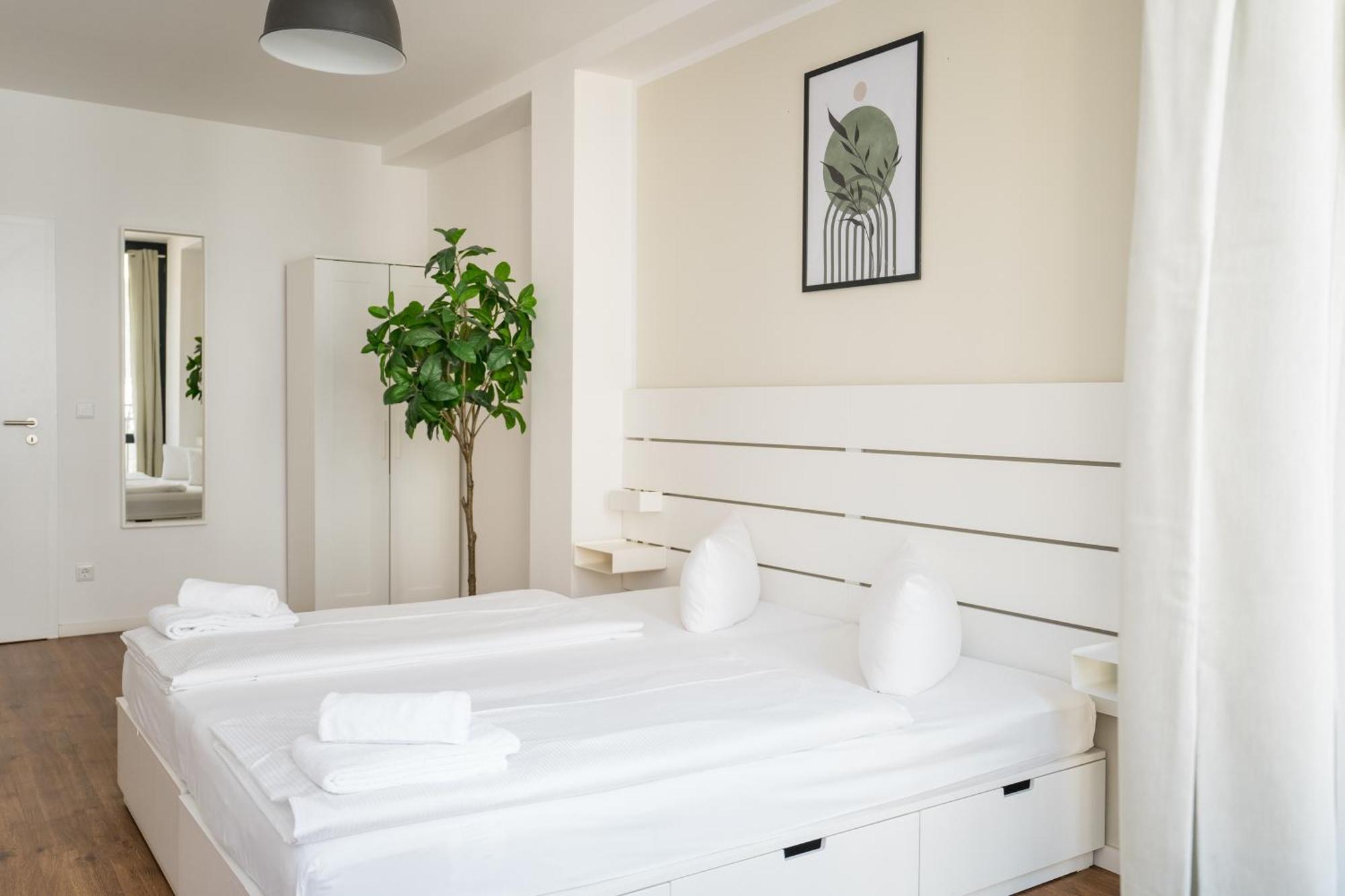 Fantastic 2 Bedroom Apartment Берлин Экстерьер фото